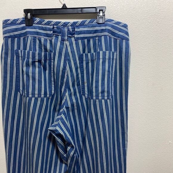 American Eagle Chambray Hi Rise Wide Leg Striped Pant Tie Waist Women’s Size 18 - Picture 5 of 10